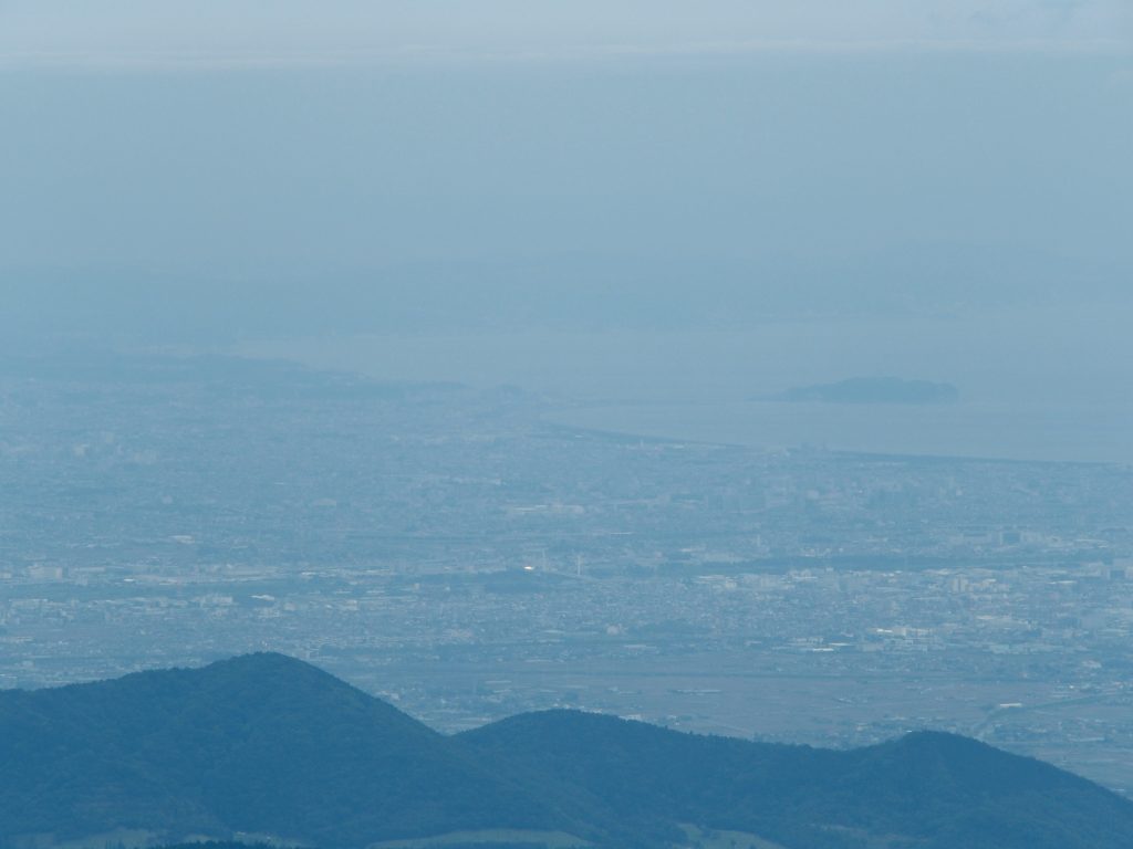 鍋割山からの江の島