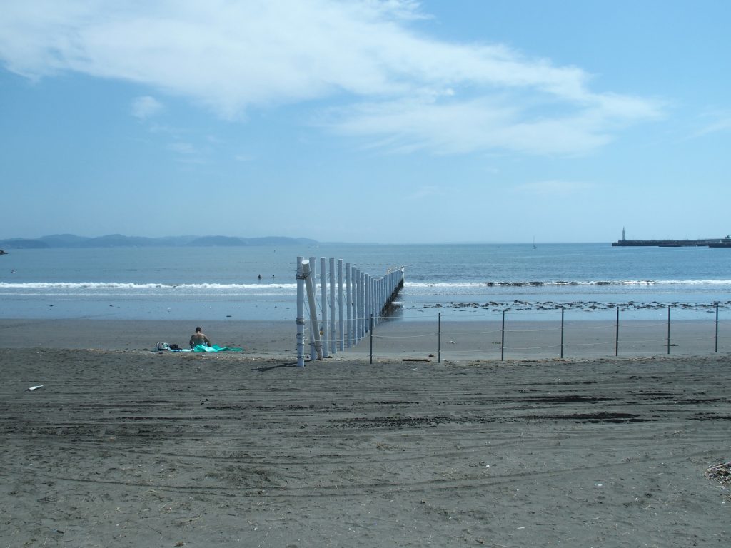 海水浴場の仕切り