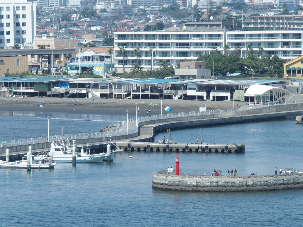 西浜の海の家