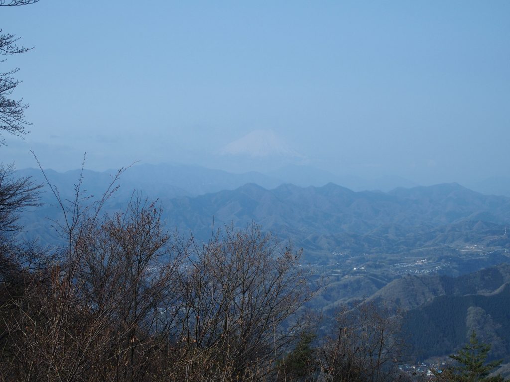 三国峠からの富士山