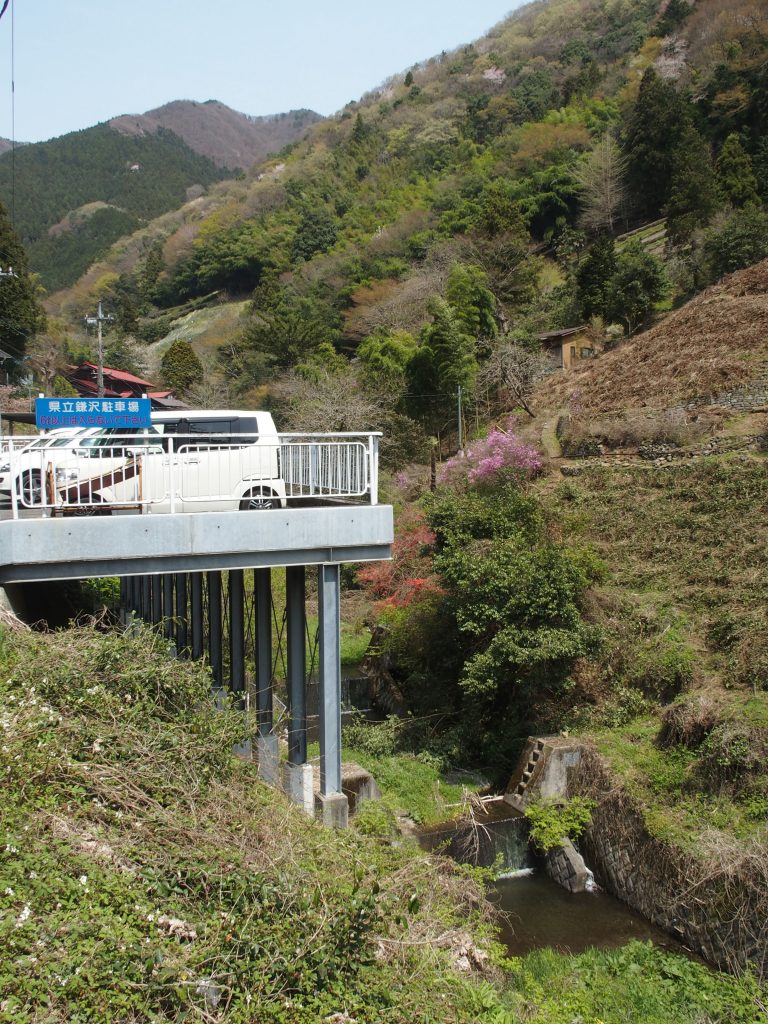 県立鎌沢駐車場構造