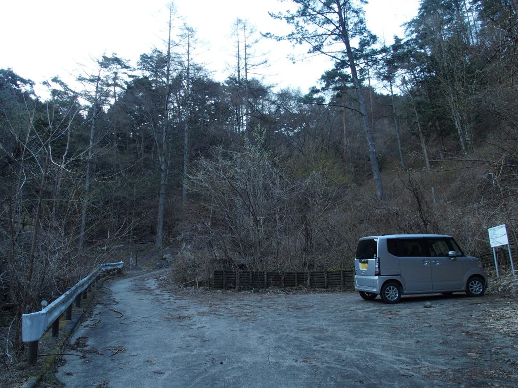 山小屋関係者の駐車スペース