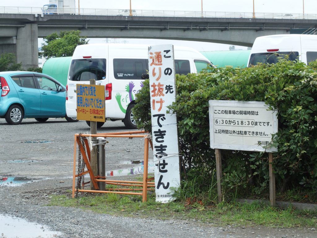 河川敷の野球場