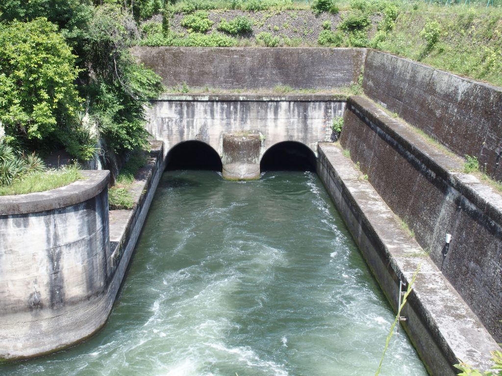 使用後の水を相模川に放流