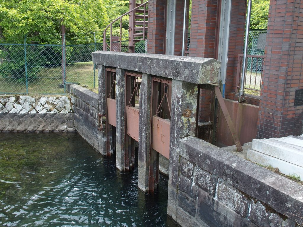 明治の水門