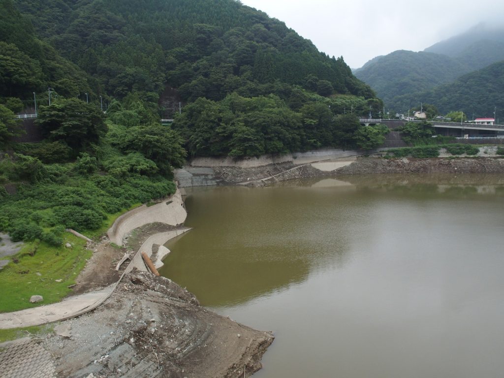 沈んでいた道路