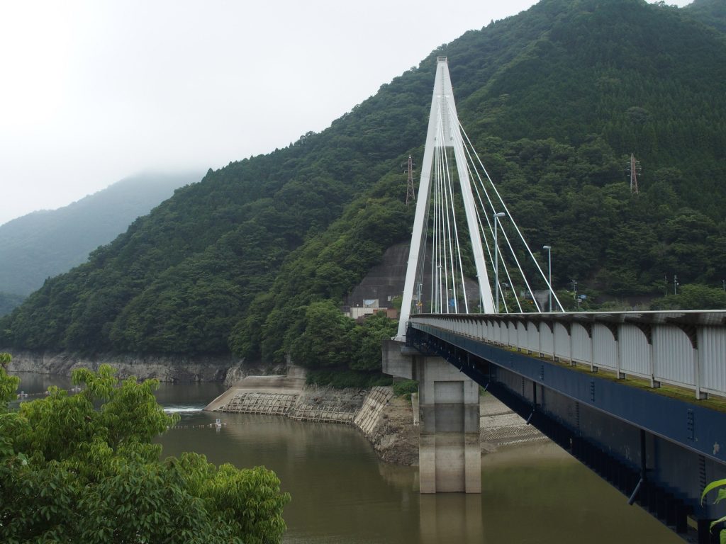 8月、一段と水位は下がった