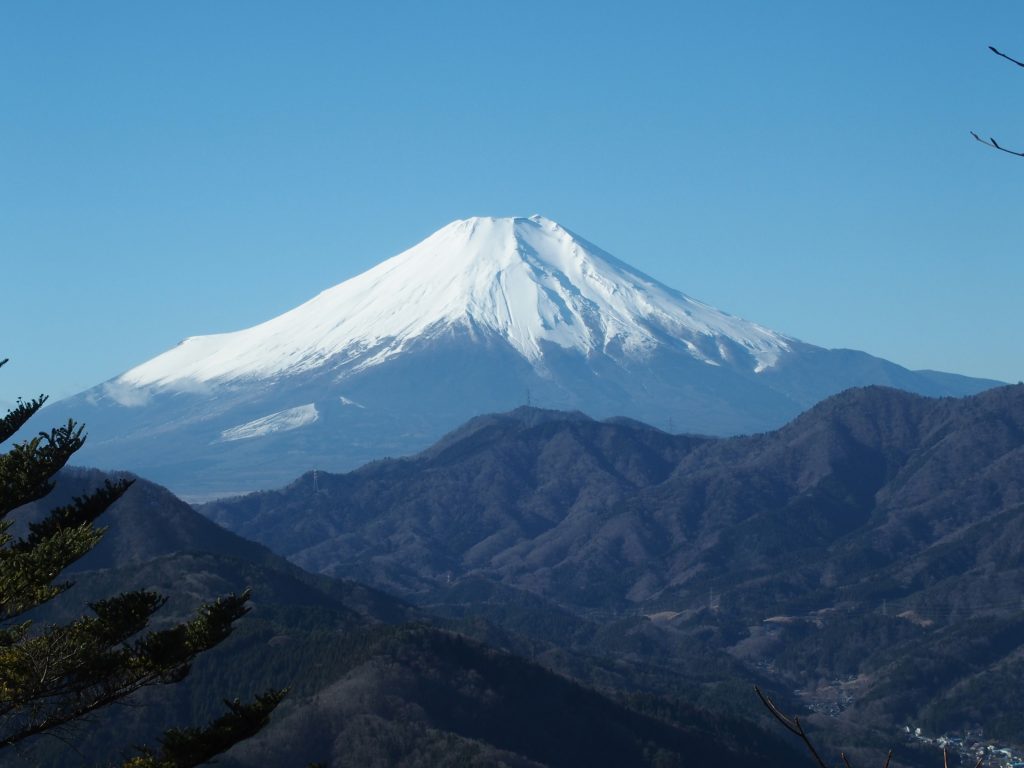 鳥ノ胸山から